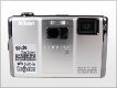 Nikon Coolpix S1000pj im Test: Digitalkamera mit Beamer