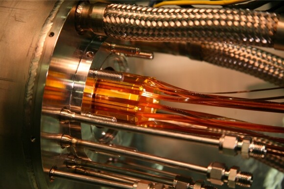 CERN: Die goldenen Elektroden wurden für die Falle verwendet, in der Anti-Wasserstoff eingefangen wurde. (Quelle: Niels Madsen ALPHA/Swansea) CERN: Die goldenen Elektroden wurden für die Falle verwendet, in der Anti-Wasserstoff eingefangen wurde. (Quelle: Niels Madsen ALPHA/Swansea)