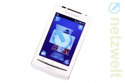 Das Sony Ericsson Xperia X8 verfügt nun über Android 2.1. (Bild: netzwelt) Das Sony Ericsson Xperia X8 verfügt nun über Android 2.1. (Bild: netzwelt)