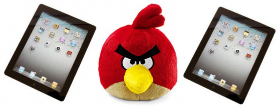 Ein roter Angry Bird und zwei iPads machen sich auf den Weg zur Internationalen Raumstation. (Bild iPad: netzwelt, Bild Plüschvogel: Rovio) Ein roter Angry Bird und zwei iPads machen sich auf den Weg zur Internationalen Raumstation. (Bild iPad: netzwelt, Bild Plüschvogel: Rovio)