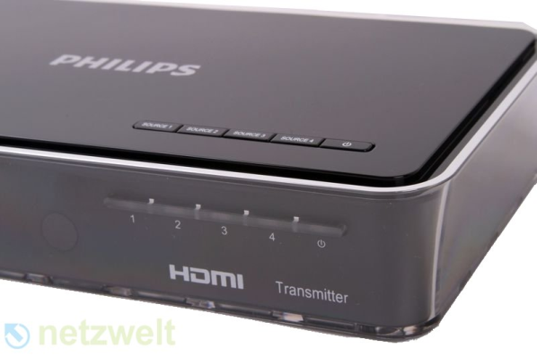 Die Installation erfolgt per Plug & Play, am Transmitter (Foto) lässt sich die Quelle auswählen - HDMI oder Component. (Bild: netzwelt.de) Die Installation erfolgt per Plug & Play, am Transmitter (Foto) lässt sich die Quelle auswählen - HDMI oder Component. (Bild: netzwelt.de)