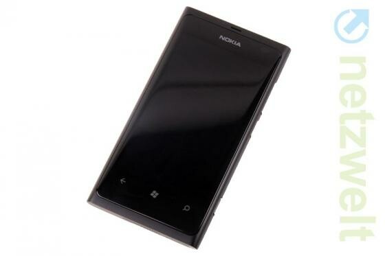 Das Nokia Lumia 800 kämpft mit Akku-Problemen. (Bild: netzwelt) Das Nokia Lumia 800 kämpft mit Akku-Problemen. (Bild: netzwelt)