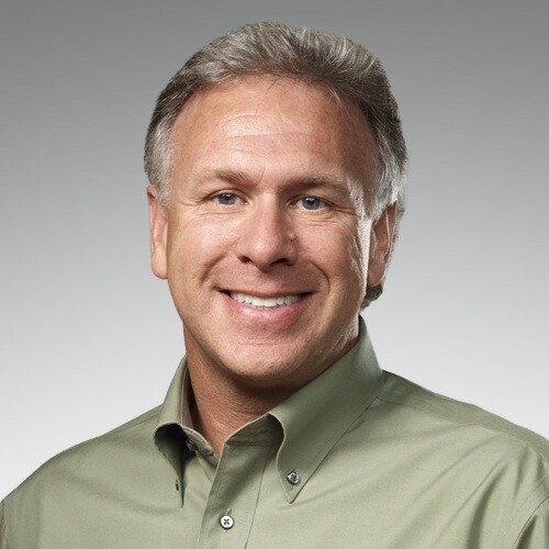 Apples Marketing-Chef Phil Schiller ist kein Fan von Billig-iPhones. (Bild: Apple) Apples Marketing-Chef Phil Schiller ist kein Fan von Billig-iPhones. (Bild: Apple)