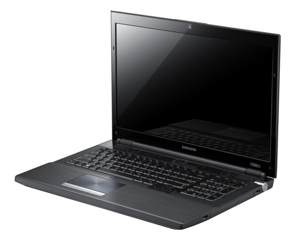 Das Samsung Notebook Serie 7 Gamer 700G7A kostet rund 1.800 Euro. (Bild: Samsung) Das Samsung Notebook Serie 7 Gamer 700G7A kostet rund 1.800 Euro. (Bild: Samsung)