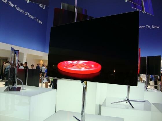 Samsung wird auf der CES im Januar 2013 offenbar neue OLED-TVs mit Bada-OS präsentieren. (Bild: netzwelt) Samsung wird auf der CES im Januar 2013 offenbar neue OLED-TVs mit Bada-OS präsentieren. (Bild: netzwelt)