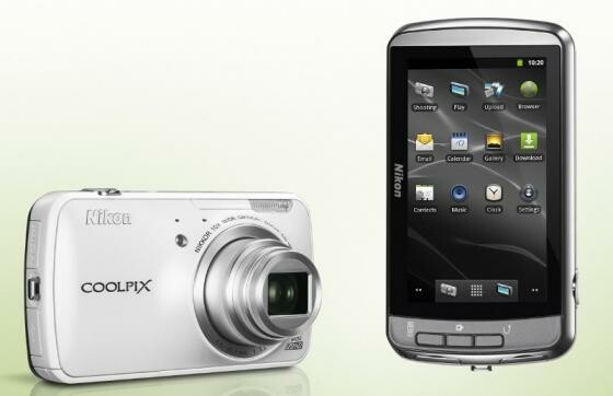 Android-Kamera: Nikon Coolpix S800c. (Bild: Nikon) Android-Kamera: Nikon Coolpix S800c. (Bild: Nikon)