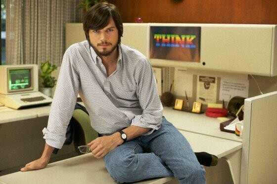Asthon Kutcher spielt in jOBS den verstorbenen Apple-Gründer. (Bild: Glen Wilson) Asthon Kutcher spielt in jOBS den verstorbenen Apple-Gründer. (Bild: Glen Wilson)