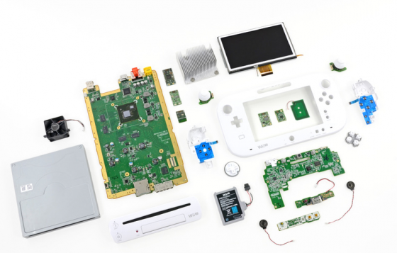 Hübsch aufgereiht: Die Innereien der Nintendo Wii U. (Bild: iFixit) Hübsch aufgereiht: Die Innereien der Nintendo Wii U. (Bild: iFixit)