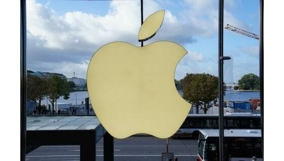 Die ins stocken geratenen Verhandlungen mit Kabelnetz-Betreibern könnten die Fertigstellung eines iTV und eines neuen Apple TV verzögern. (Bild: netzwelt) Die ins stocken geratenen Verhandlungen mit Kabelnetz-Betreibern könnten die Fertigstellung eines iTV und eines neuen Apple TV verzögern. (Bild: netzwelt)