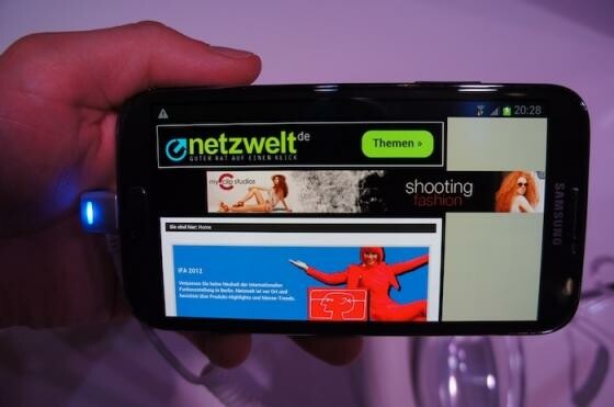 Nachfolger: Samsung stellt in Berlin das Galaxy Note 2 der Öffentlichkeit vor. (Bild: netzwelt) Nachfolger: Samsung stellt in Berlin das Galaxy Note 2 der Öffentlichkeit vor. (Bild: netzwelt)
