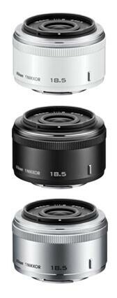 Nikkor-Objektiv für die Nikon 1-Kameras mit einer Festbrennweite von 18,5 Millimetern (Bild: Nikon). Nikkor-Objektiv für die Nikon 1-Kameras mit einer Festbrennweite von 18,5 Millimetern (Bild: Nikon).