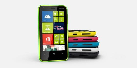 Das Nokia Lumia 620 ist ein günstiges Einsteiger-Smartphone mit Windows Phone 8. (Bild: Nokia) Das Nokia Lumia 620 ist ein günstiges Einsteiger-Smartphone mit Windows Phone 8. (Bild: Nokia)