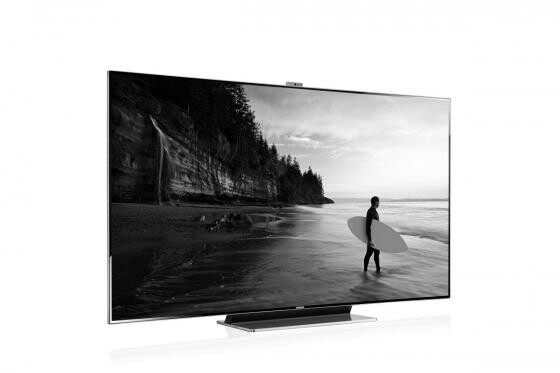 Perfekt gebaut: Der Samsung UE 75 ES 9090 besticht optisch trotz des riesigen Panels durch einen schmalen Rahmen. Oben ist die versenkbare Kamera zu sehen. (Bild: netzwelt) Perfekt gebaut: Der Samsung UE 75 ES 9090 besticht optisch trotz des riesigen Panels durch einen schmalen Rahmen. Oben ist die versenkbare Kamera zu sehen. (Bild: netzwelt)