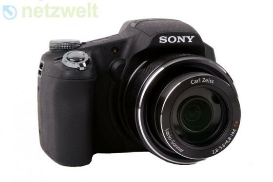 Bridgekameras wie die Sony Cybershot HX100V sind ein Mix aus Kompakt- und Spiegelreflexkameras (Bild: netzwelt) Sony Cybershot HX100V (Bild: netzwelt)