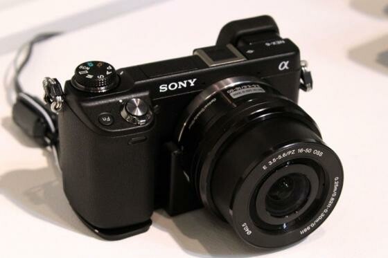 Sony NEX-6 (Bild: netzwelt). Sony NEX-6 (Bild: netzwelt).