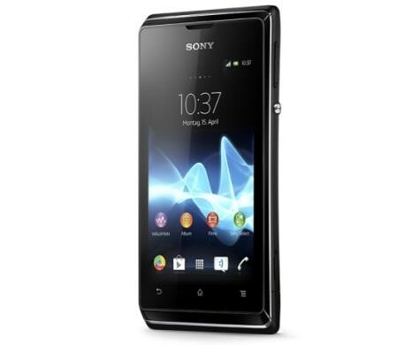 Das Sony Xperia E läuft bereits mit Android 4.1 Jelly Bean (Bild: Sony) Das Sony Xperia E läuft bereits mit Android 4.1 Jelly Bean (Bild: Sony)