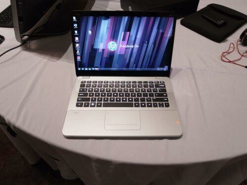 Es ist nicht ultradünn, dennoch gehört das HP Envy 14 Spectre zur Klasse der Ultrabooks. (Bild: netzwelt) Es ist nicht ultradünn, dennoch gehört das HP Envy 14 Spectre zur Klasse der Ultrabooks. (Bild: netzwelt)