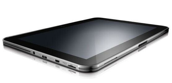Das ultraflache Tablet verfügt über alle wichtigen Ports und Schnittstellen. (Bild: Toshiba) Das ultraflache Tablet verfügt über alle wichtigen Ports und Schnittstellen. (Bild: Toshiba)