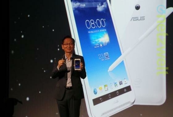 Asus-Chef Johnny Shih kündigte das FonePad Note auf der Computex-Pressekonferenz des Herstellers an. (Bild: netzwelt) Asus-Chef Johnny Shih kündigte das FonePad Note auf der Computex-Pressekonferenz des Herstellers an. (Bild: netzwelt)