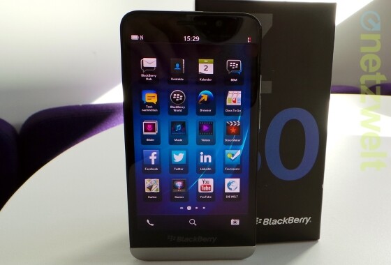 Das BlackBerry Z30 ist das neue Top-Modell des kanadischen Handyherstellers. (Bild: netzwelt) Das BlackBerry Z30 ist das neue Top-Modell des kanadischen Handyherstellers. (Bild: netzwelt)