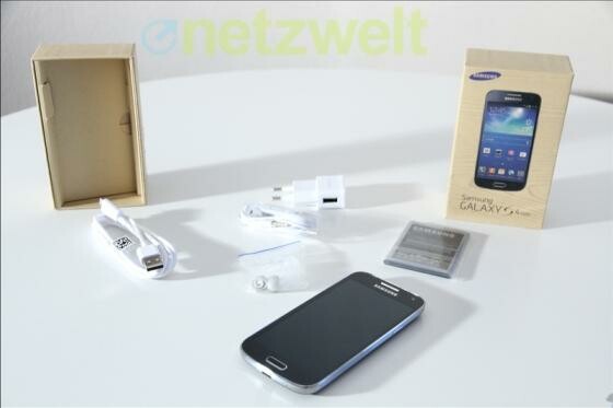 Das Galaxy S4 Mini ist in der Redaktion eingetroffen. (Bild: netzwelt) Das Galaxy S4 Mini ist in der Redaktion eingetroffen. (Bild: netzwelt)