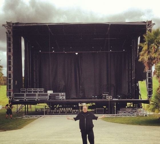 Kim Dotcom plant offenbar eine große Show zum Start von Mega. (Bild: Kim Dotcom via Twitter) Kim Dotcom plant offenbar eine große Show zum Start von Mega. (Bild: Kim Dotcom via Twitter)