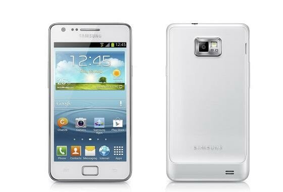 Samsung stellt mit dem Galaxy S2 Plus eine Variante seines 2011er Spitzenmodells vor. (Bilder: Samsung) Samsung stellt mit dem Galaxy S2 Plus eine Variante seines 2011er Spitzenmodells vor. (Bilder: Samsung)