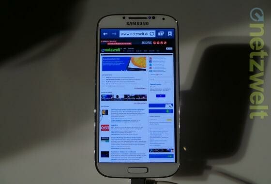 Im Samsung Mobile Store in Frankfurt am Main laufen die Vorbereitungen für den Marktstart des Galaxy S4 auf Hochtouren. (Bild: netzwelt) Im Samsung Mobile Store in Frankfurt am Main laufen die Vorbereitungen für den Marktstart des Galaxy S4 auf Hochtouren. (Bild: netzwelt)