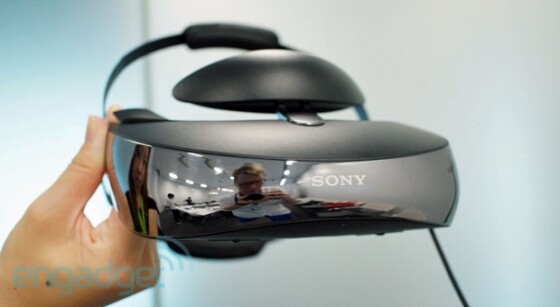 Sony stellt seine nunmehr dritte Version seiner Videobrille auf der IFA in Berlin vor. (Bild: engadget.com) Sony stellt seine nunmehr dritte Version seiner Videobrille auf der IFA in Berlin vor. (Bild: engadget.com)