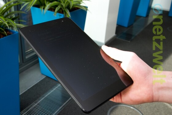 Bald gehen die Lichter an: Bis der Testbericht zum Dell Venue 8 Pro erscheint, können Sie der Redaktion Fragen zum Gerät stellen. (Bild: netzwelt) Bald gehen die Lichter an: Bis der Testbericht zum Dell Venue 8 Pro erscheint, können Sie der Redaktion Fragen zum Gerät stellen. (Bild: netzwelt)