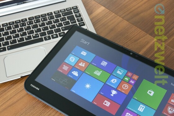Gespaltene Persönlichkeit: Im Tablet verbaut Toshiba die große 500-Gigabyte-HDD, Akkus finden sich sowohl in der Tastatur als auch im Tablet. (Bild: netzwelt) Gespaltene Persönlichkeit: Im Tablet verbaut Toshiba die große 500-Gigabyte-HDD, Akkus finden sich sowohl in der Tastatur als auch im Tablet. (Bild: netzwelt)