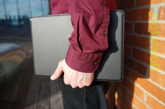 Mächtig groß: Das Galaxy Note Pro 12.2 ist das bislang größte Note-Modell (Bild: netzwelt) Mächtig groß: Das Galaxy Note Pro 12.2 ist das bislang größte Note-Modell (Bild: netzwelt)