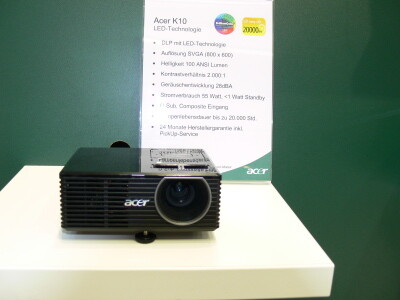 CeBIT: Acer und BenQ präsentieren Mini-LED-Beamer Acer K10