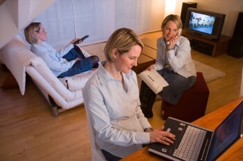 Tarifübersicht: Fernsehen, Internet und Telefon aus einer Hand