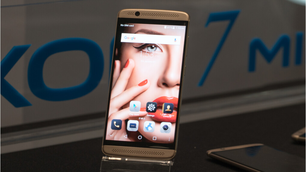 ZTE Axon 7 mini