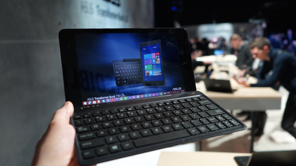 Klein, leicht und mit vollwertigem Windows 8.1 bestückt: Asus Transformer Book T90 Chi.