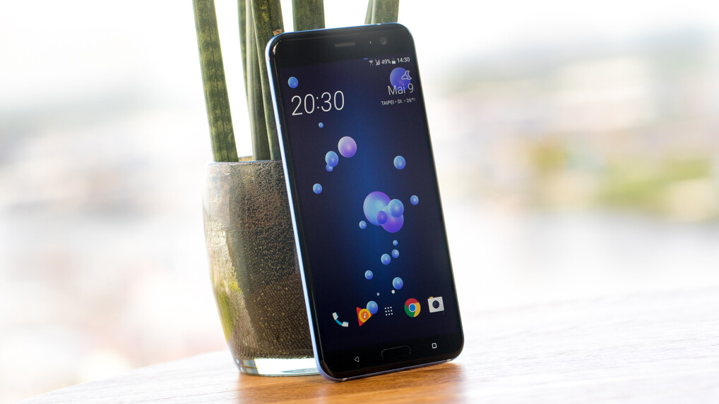 HTC U11 1
