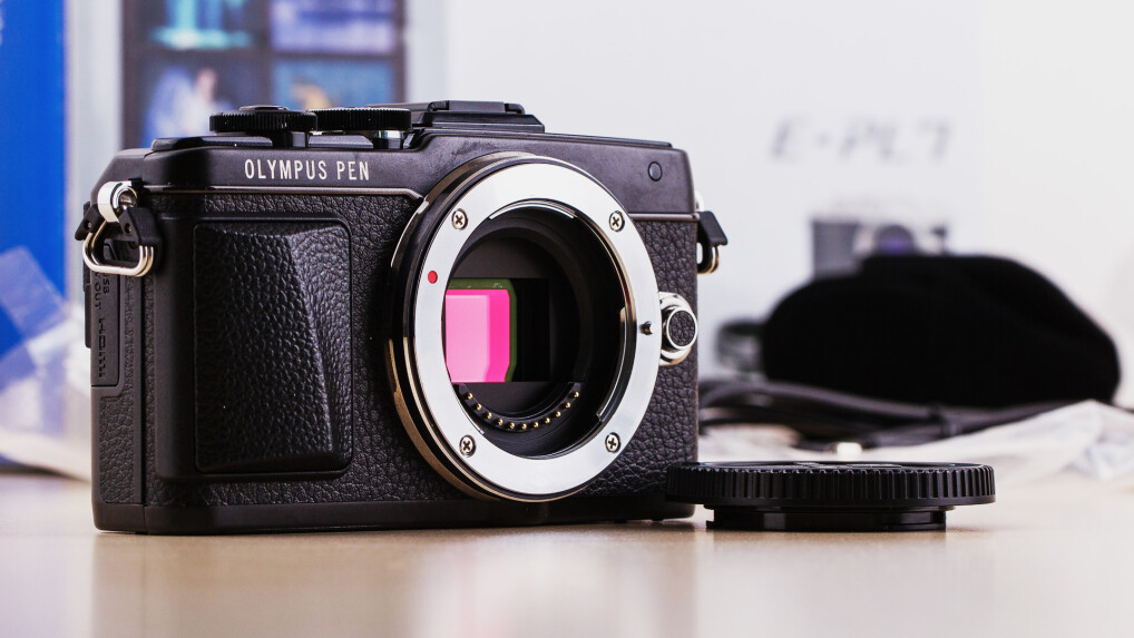 Olympus E-PL7 Teaser