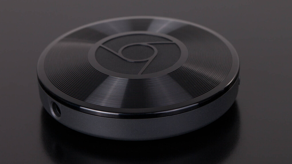 Passend zur Funktion besitzt Chromecast Audio Rillen wie eine Vinyl-Scheibe.