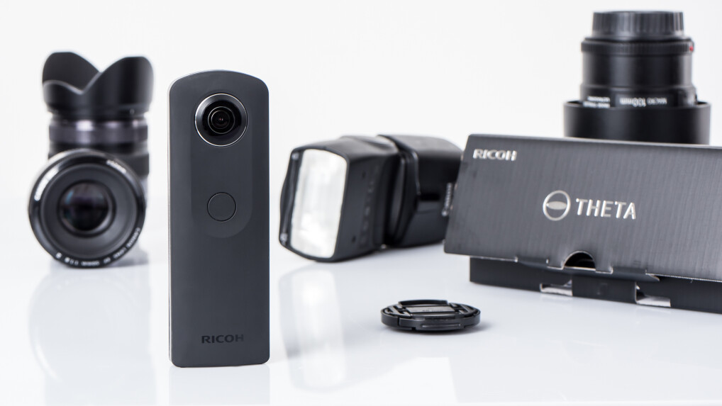Ricoh Theta S 8