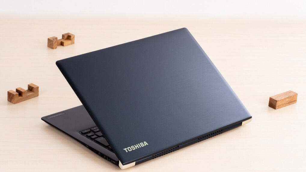 Toshiba Portege X30-E-11U 8