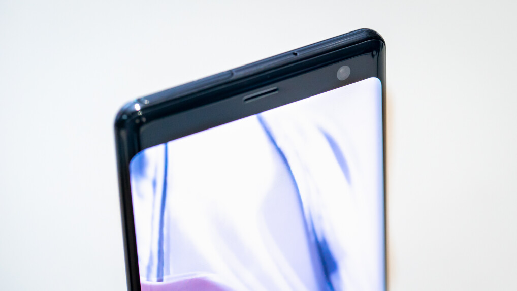 Sony Xperia XZ3 5