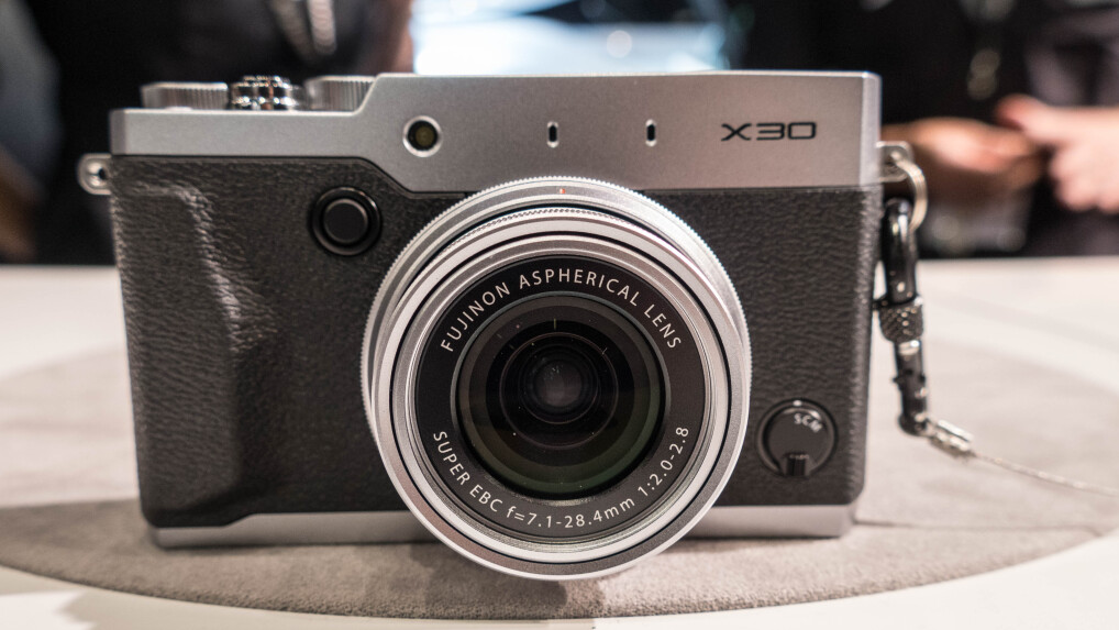 Fujifilm FinePix X30
