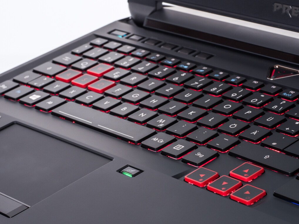 Die Tastatur hinterlässt einen sehr guten Eindruck, das Trackpad hingegen ist verbesserungswürdig.