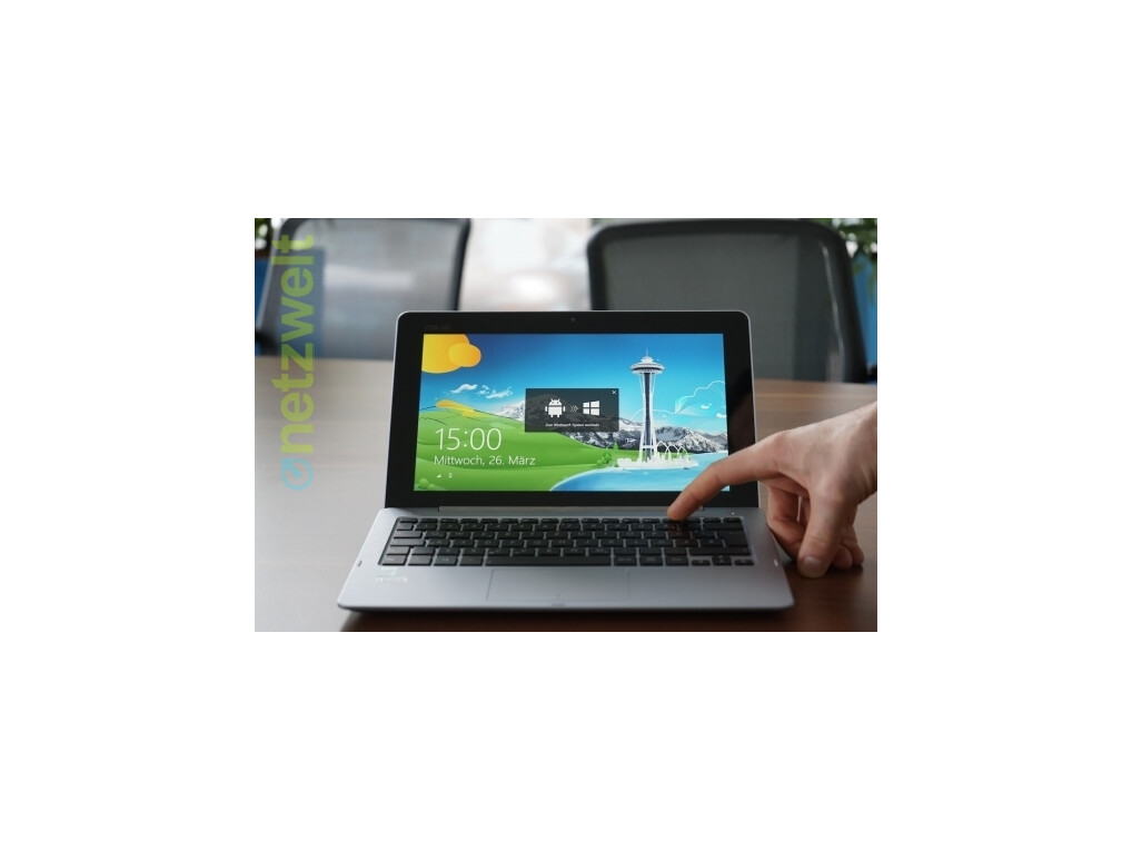 Tastendruck genügt: Ohne Systemneustart wechseln Besitzer des Transformer Book Trio zwischen Windows 8 und Android.