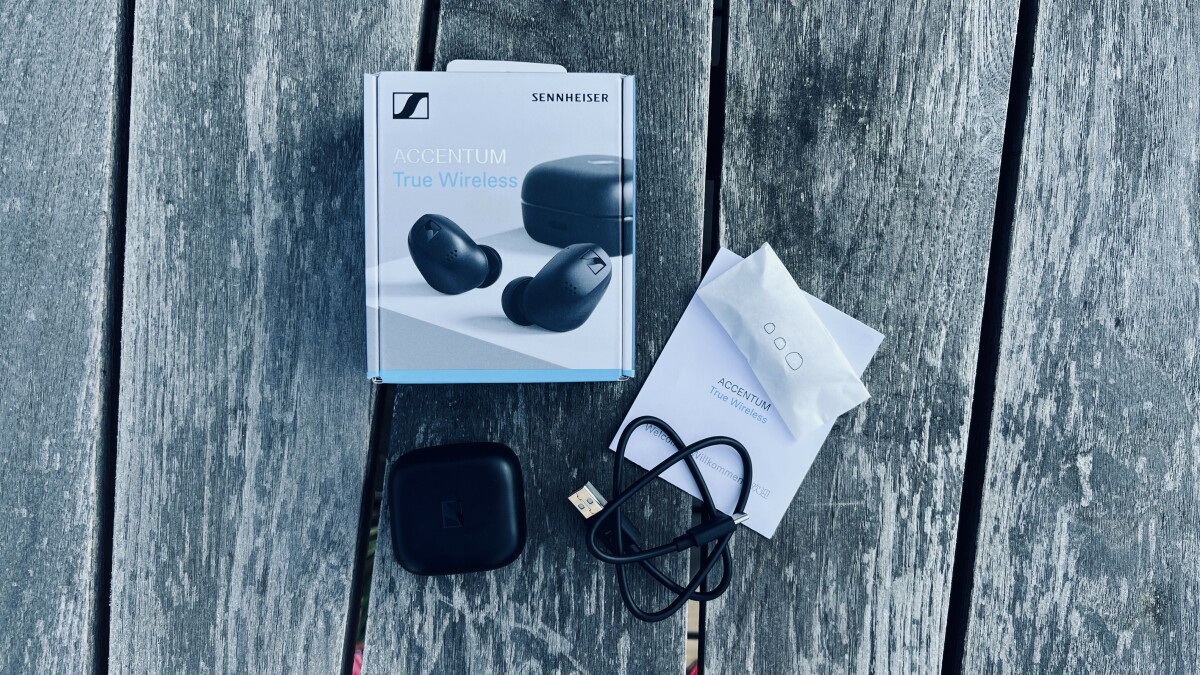 Scope of delivery of the Sennheiser Accentum True Wireless.