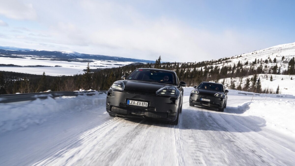 Porsche Cayenne Electric auf Testfahrt in Skandinavien.