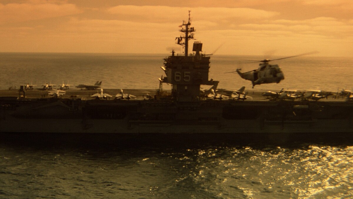 "Top Gun" was produced in close collaboration with the United States Navy and the United States Department of Defense.