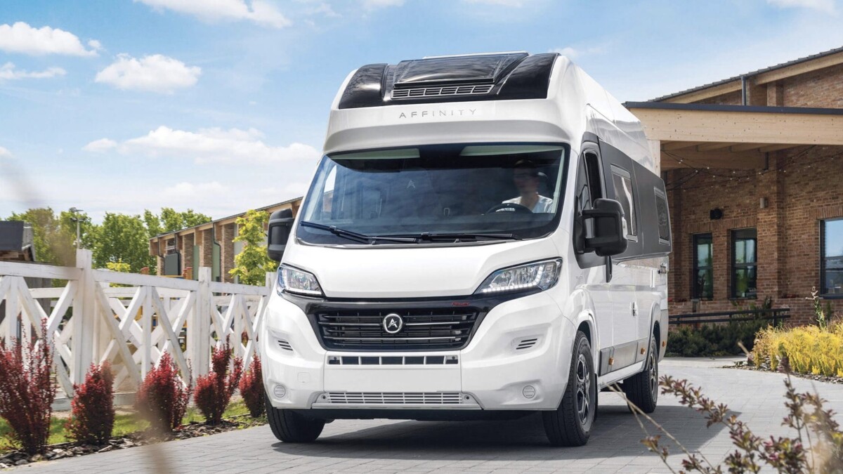 Auf Basis des Fiat Ducato 8 rollt der 2024er Affinity One vor.