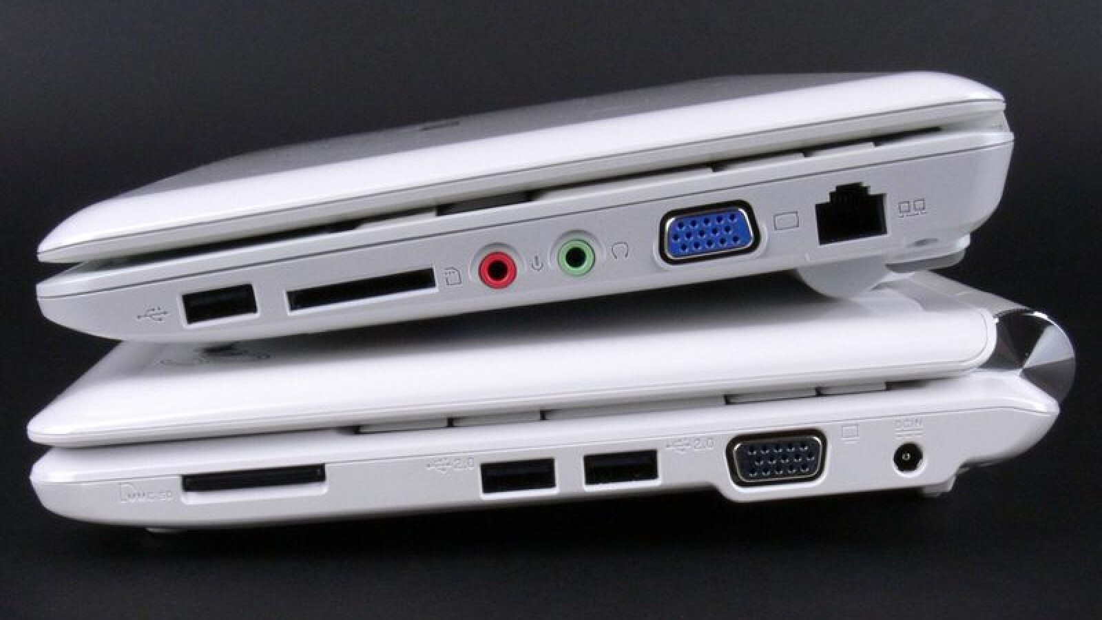 Die Anschlüsse auf der rechten Seite der Netbooks. Oben steht der MSI Wind.